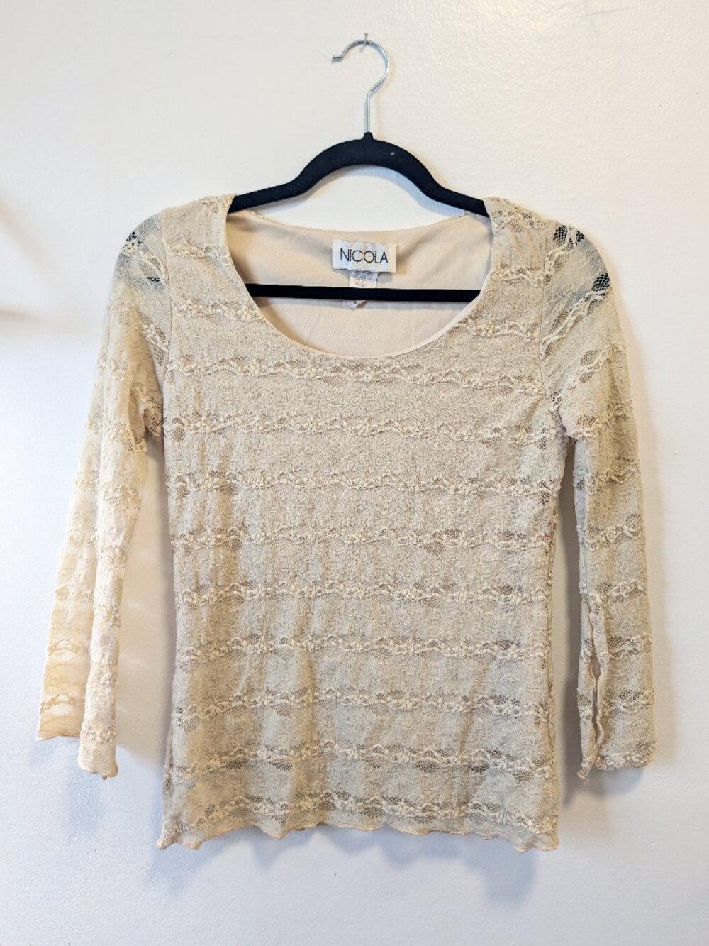 Y2K Cream 3/4 Bell Sleeved Lace Top Size M